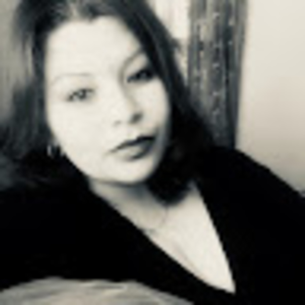 Meet your Posher, Syndia